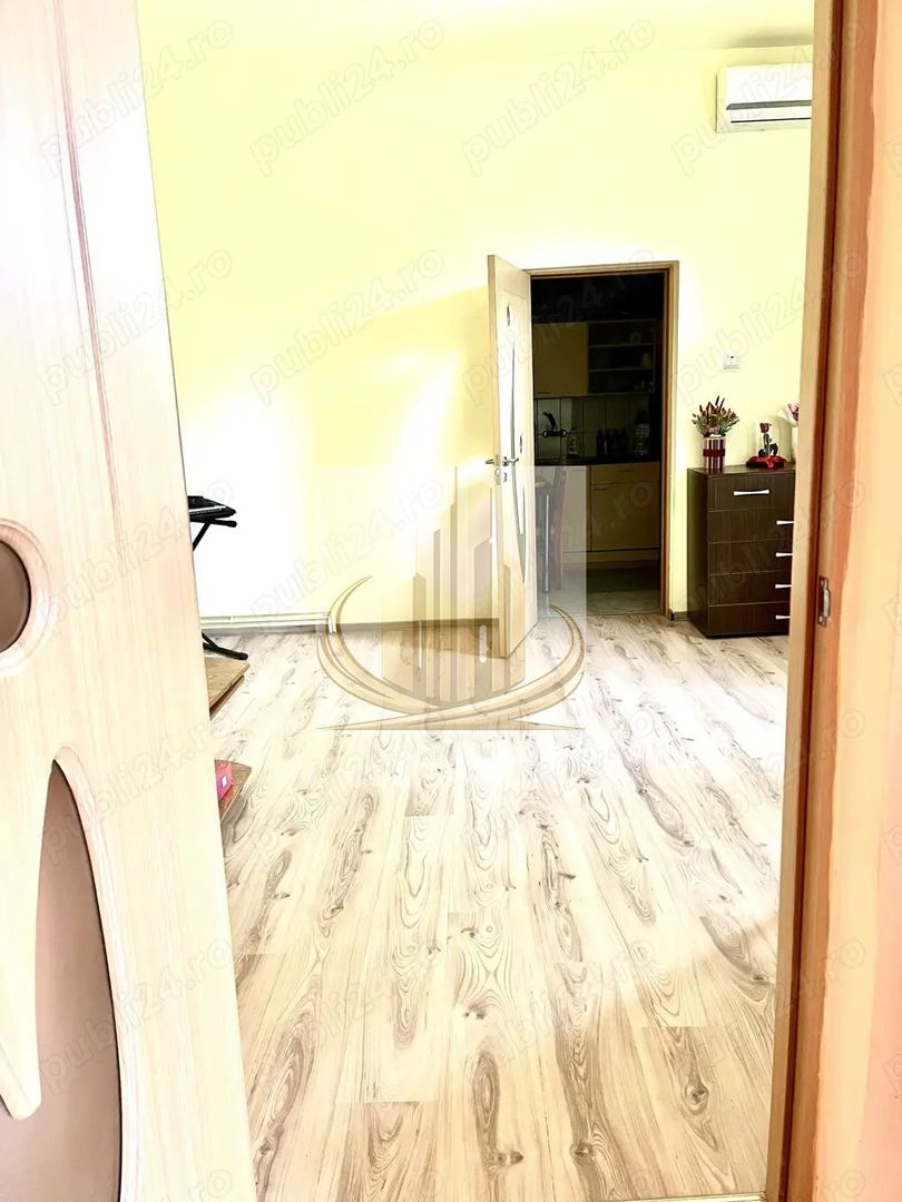 🔑 2 Camere | Semicentral | Renovat | Ideal Locuință sau Investiție - Poză 4