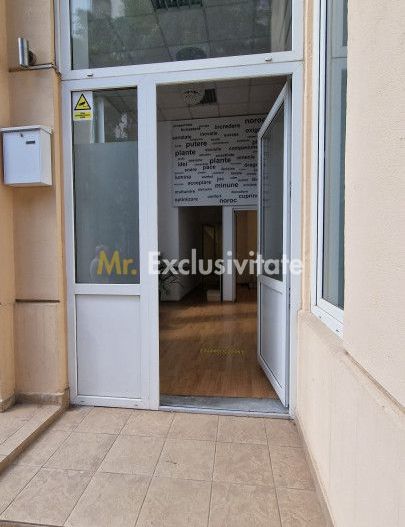 De inchiriat spatiu comercial central - Poză 7