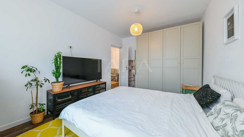 Apartament cu 2 dormitoare și garaj subteran zona Centrală Floresti. - Poză 6