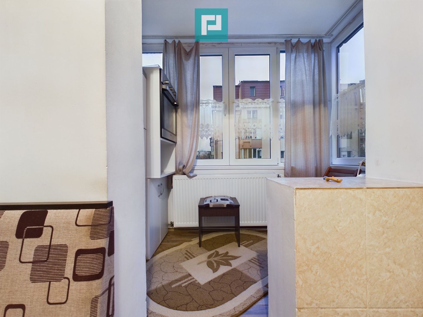 Apartament cu 3 camere de închiriat zona 300 - Poză 4