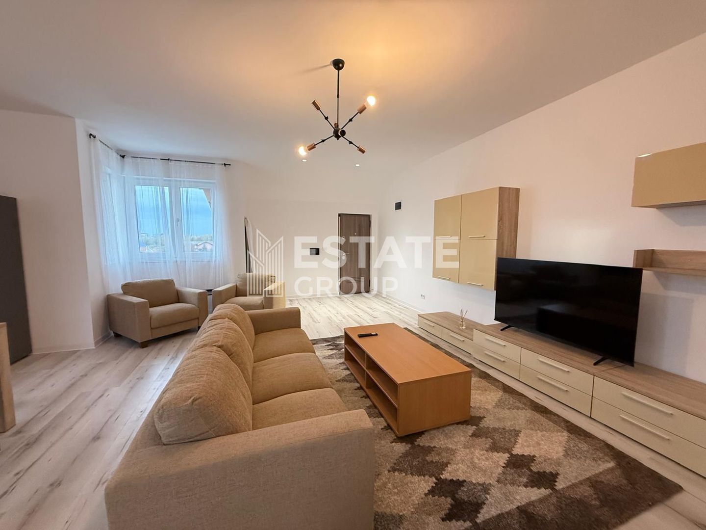 Dumbravita-Kaufland, spatios, mobilat modern - Poză 1