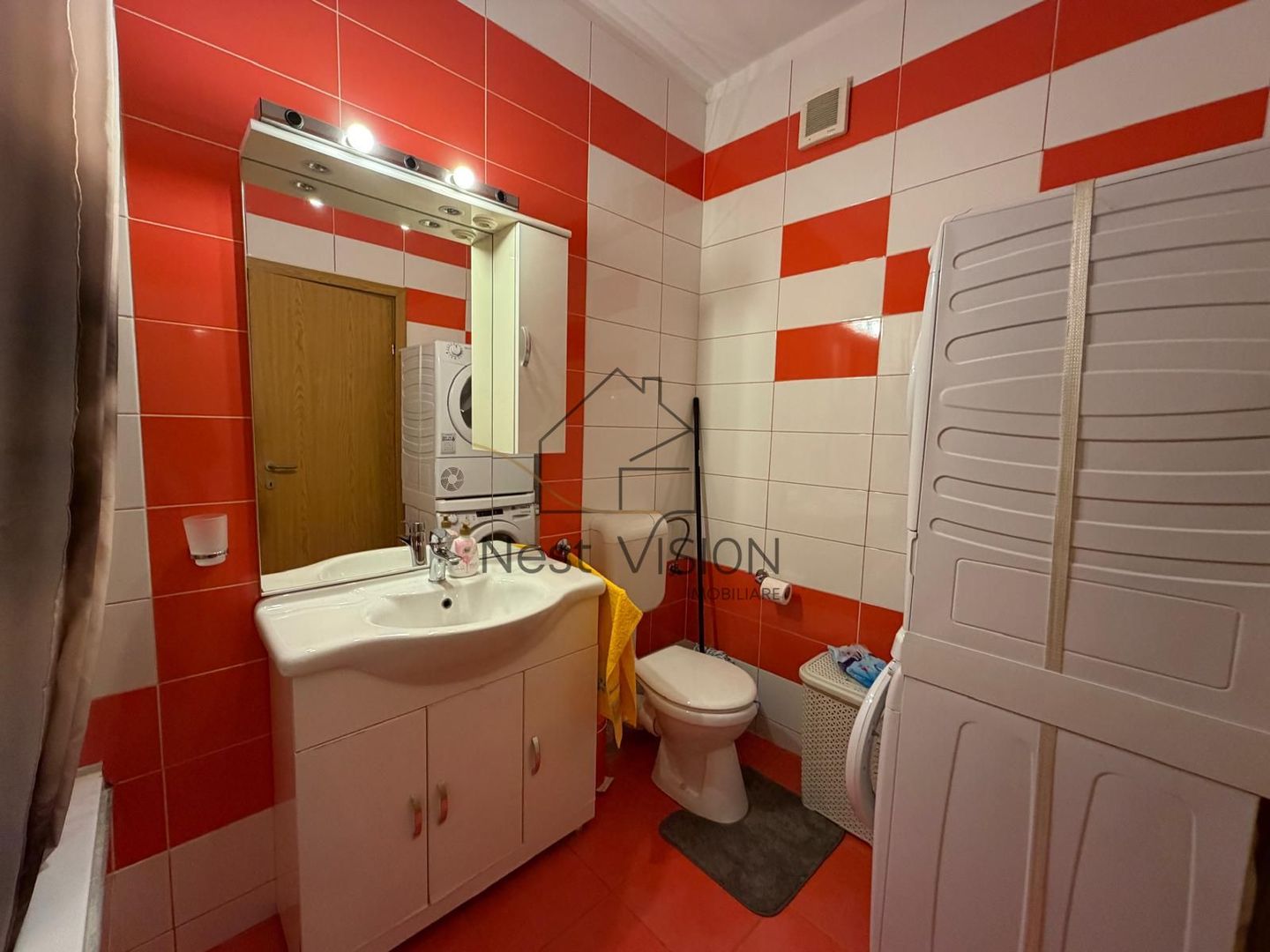 3 camere | 61 mp | Etaj 1 | Mobilat complet | Gata de mutat | Strand - Poză 16