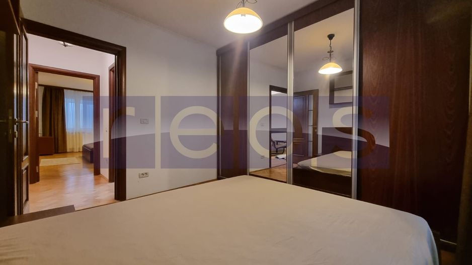 VANZARE 3 CAMEE TINERETULUI -SEMIDECOMANDAT - Poză 11