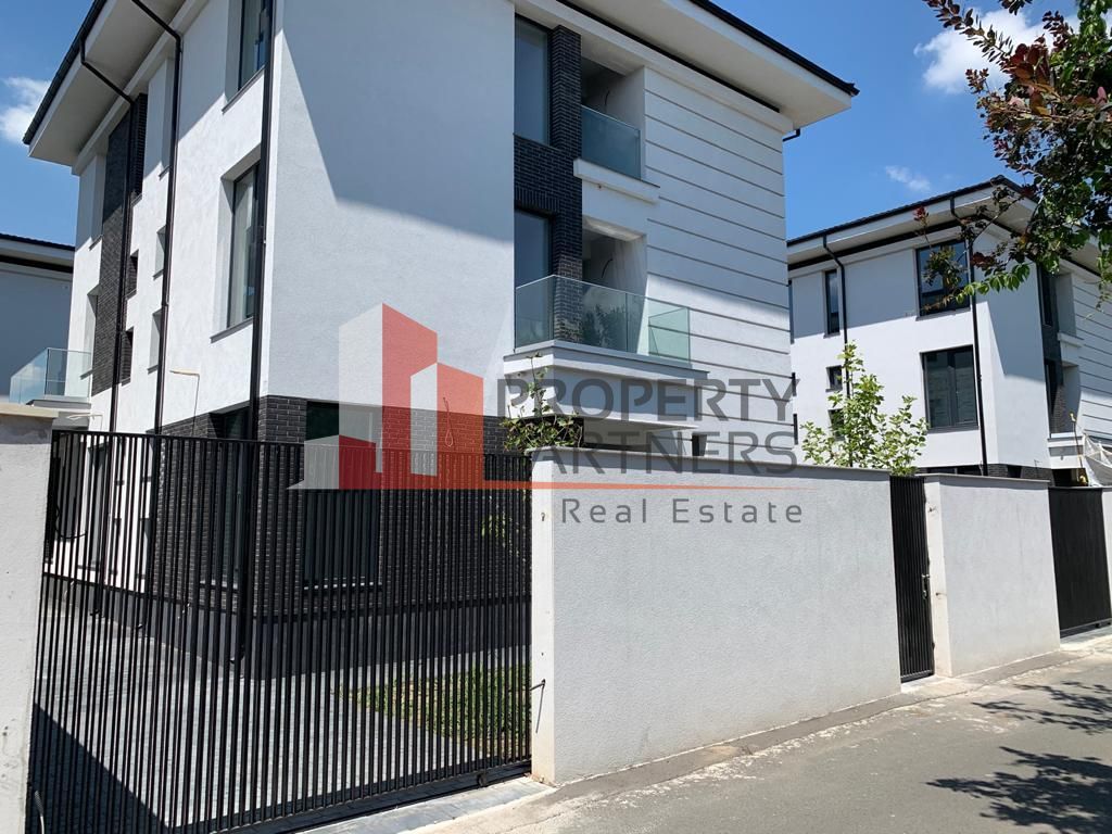 Vila spatioasa, 2021, zona Iancu Nicolae-Jollie Ville - Poză 14