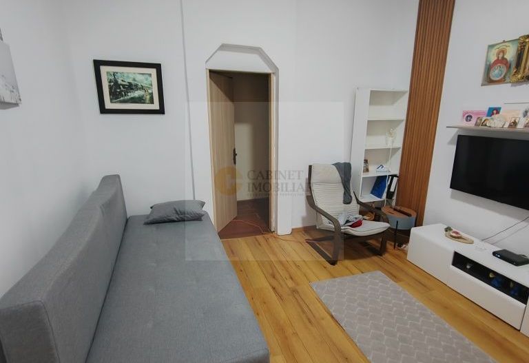 3 camere |  Calea Victoriei | - Poză 1