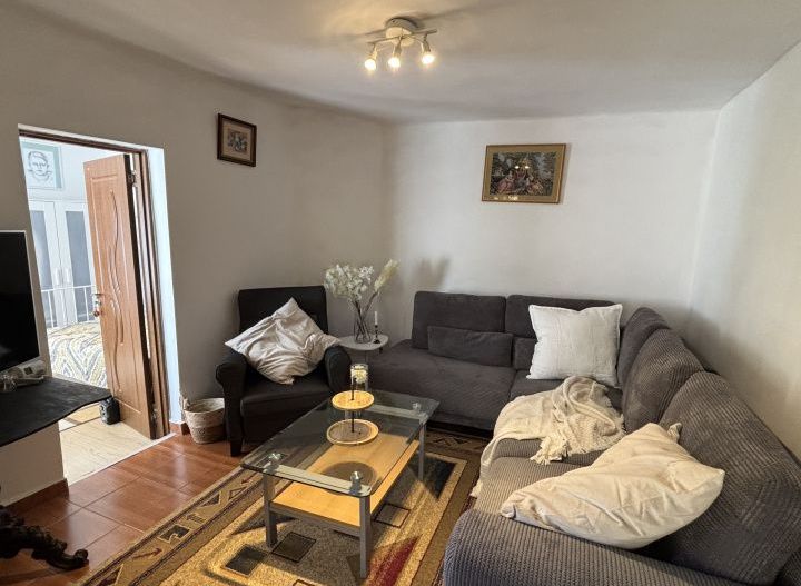 Teren 185 mp + casă stil vagon 100 mp | Mall Vitan - Poză 6