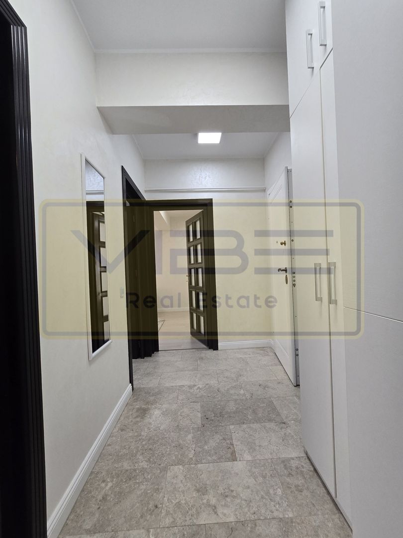 Copou- Royal Town - Decomandat - 64 mp- LIBER  DIN AUGUST - Poză 9