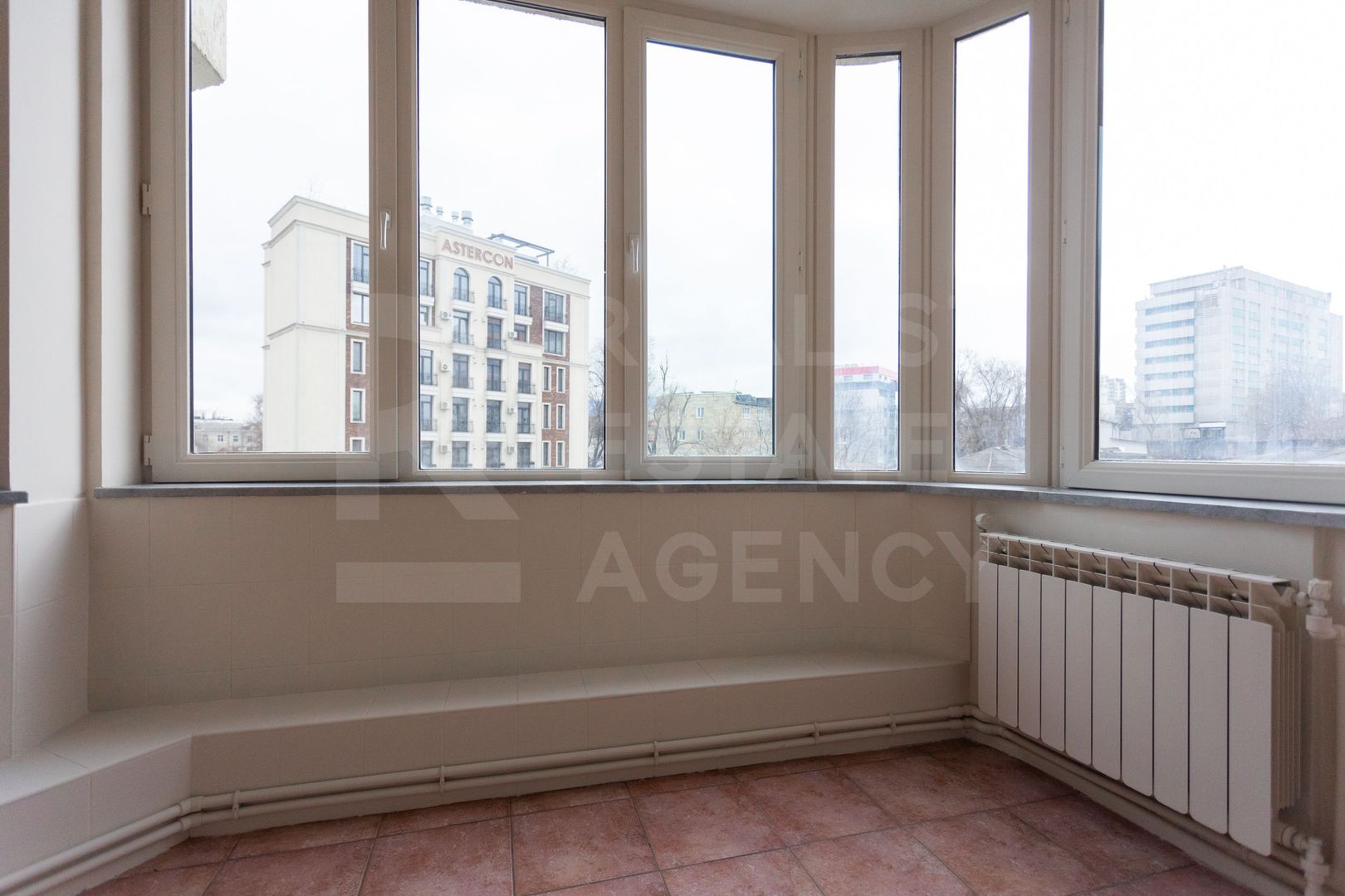 Chirie, apartament, 5 camere, strada Petru Rareș, Centru - Poză 18