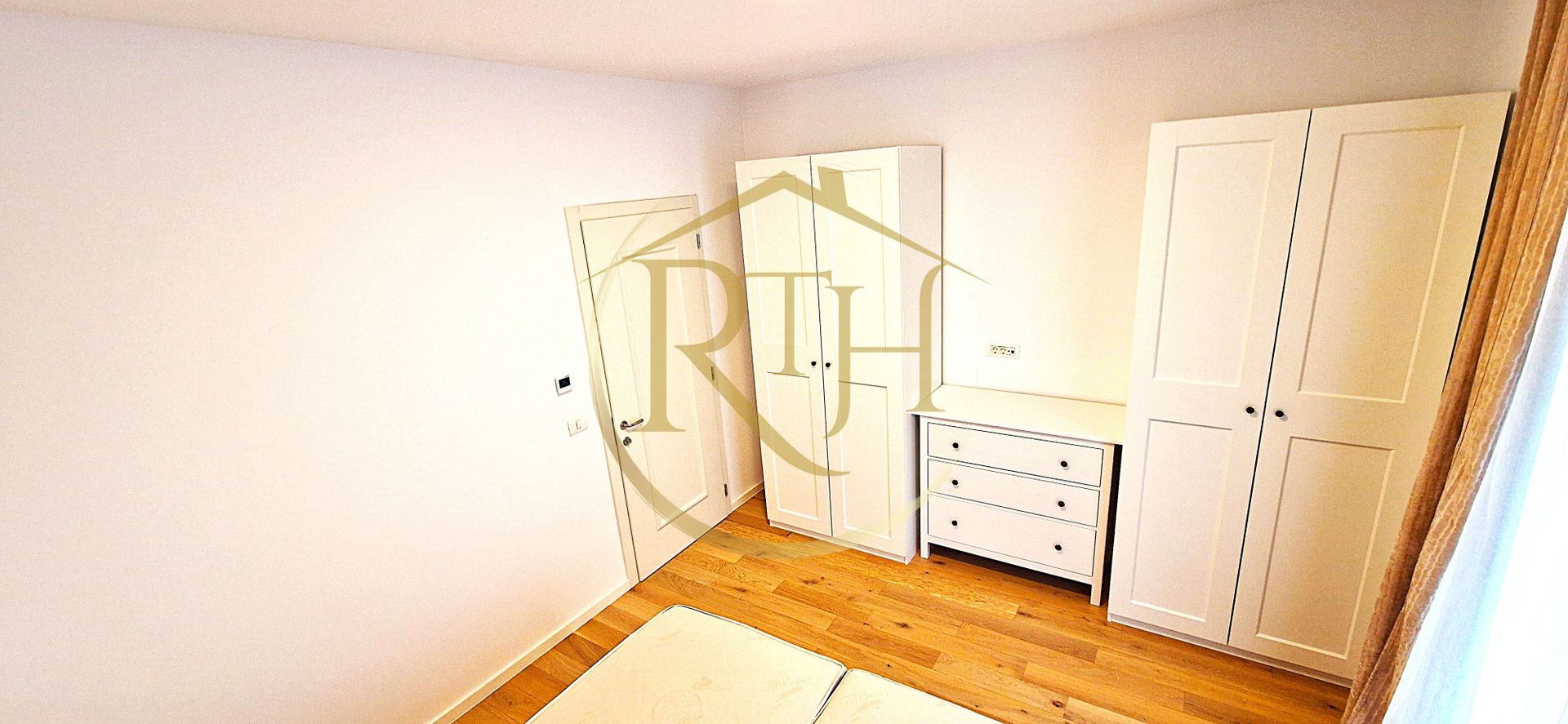 Apartament 2 camere de inchiriat ,amenajat si mobilat premium-zona Mehala. - Poză 6