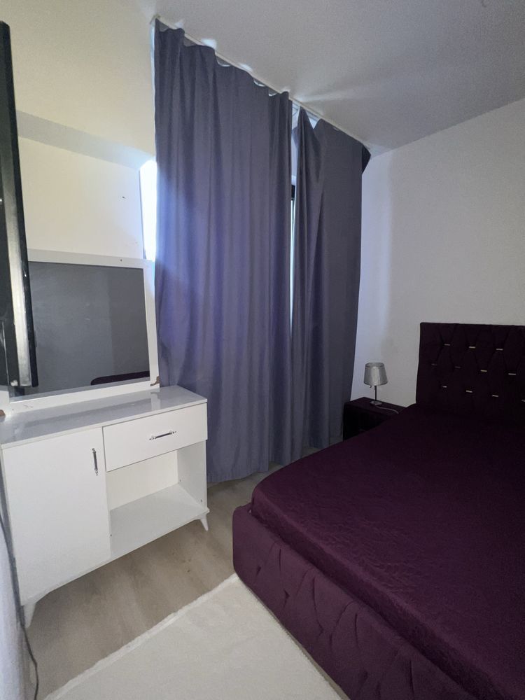Inchiriere Apartament cu 3 camere Ozana, centrala proprie, demisol - Poză 2