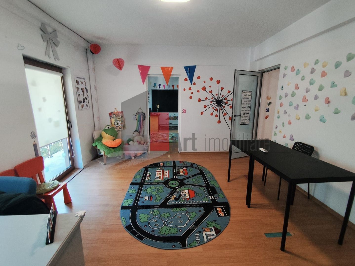 Vila de inchiriat/ Spatiu comercial.(etaj1/mansarda) Domenii - Poză 21