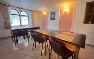 Hotel / Pensiune de vânzare în Central, Slanic-Moldova - Poză 9