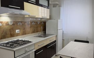 Apartament renovat recent și parcare proprie, zona Florilor. - Poză 3