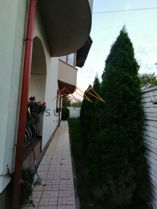 Vila P+E+M, an 2012, 6 camere, ultracentral, finisaje lux, Ploiesti,PH - Poză 14