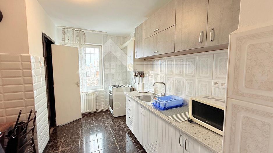 Apartament cu 2 camere de închiriat în Cornişa - Poză 2