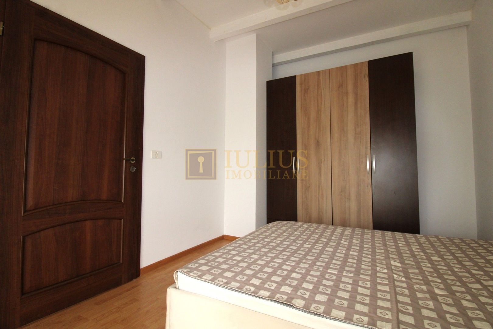 Duplex spațios – Dumbrăvița, cu garaj, bucatarie inchisa - Poză 14