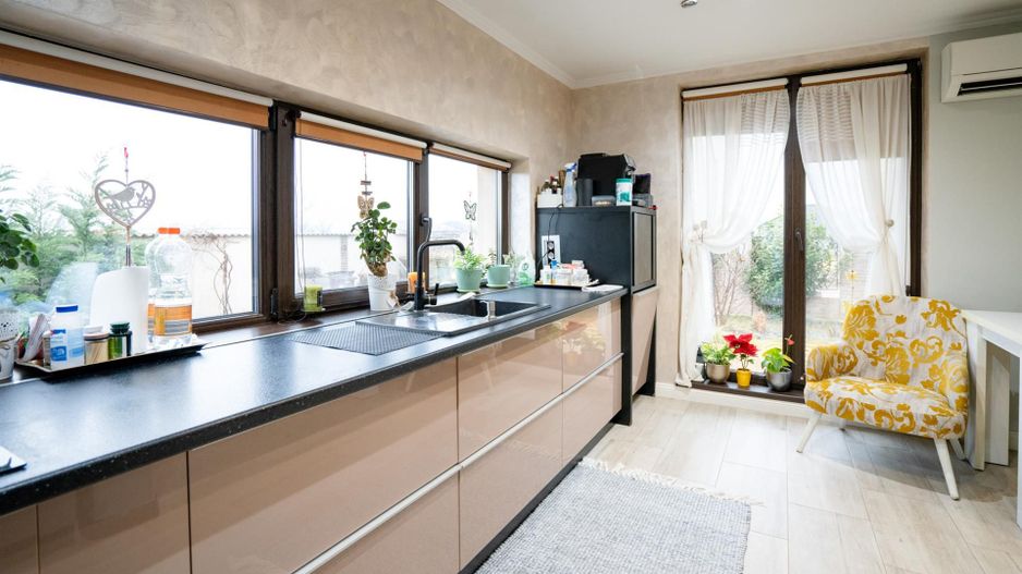 Casa Lux Grigorescu Oradea - Poză 2