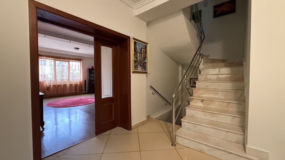 Vila superba Damaroaia | Jiului | Gloriei (COMISION ZERO) - Poză 5