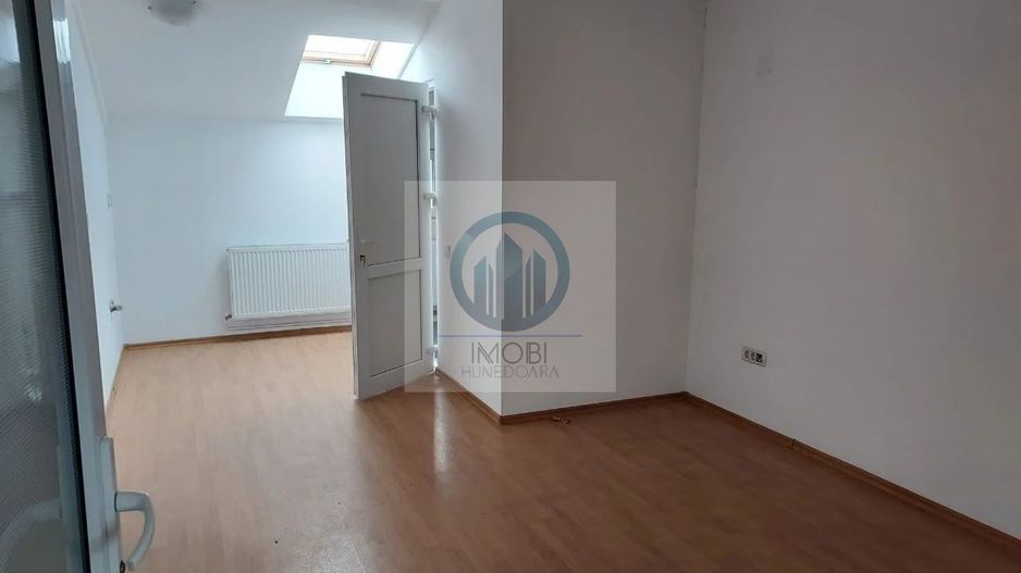 Cladire la cheie 2 ap si 8 garsoniere Deva cartier Grigoresc 495 mp - Poză 6