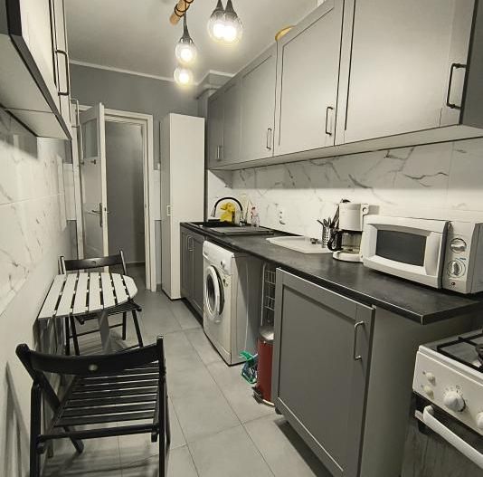 Piata Romana - Magheru - KFC - Poză 8