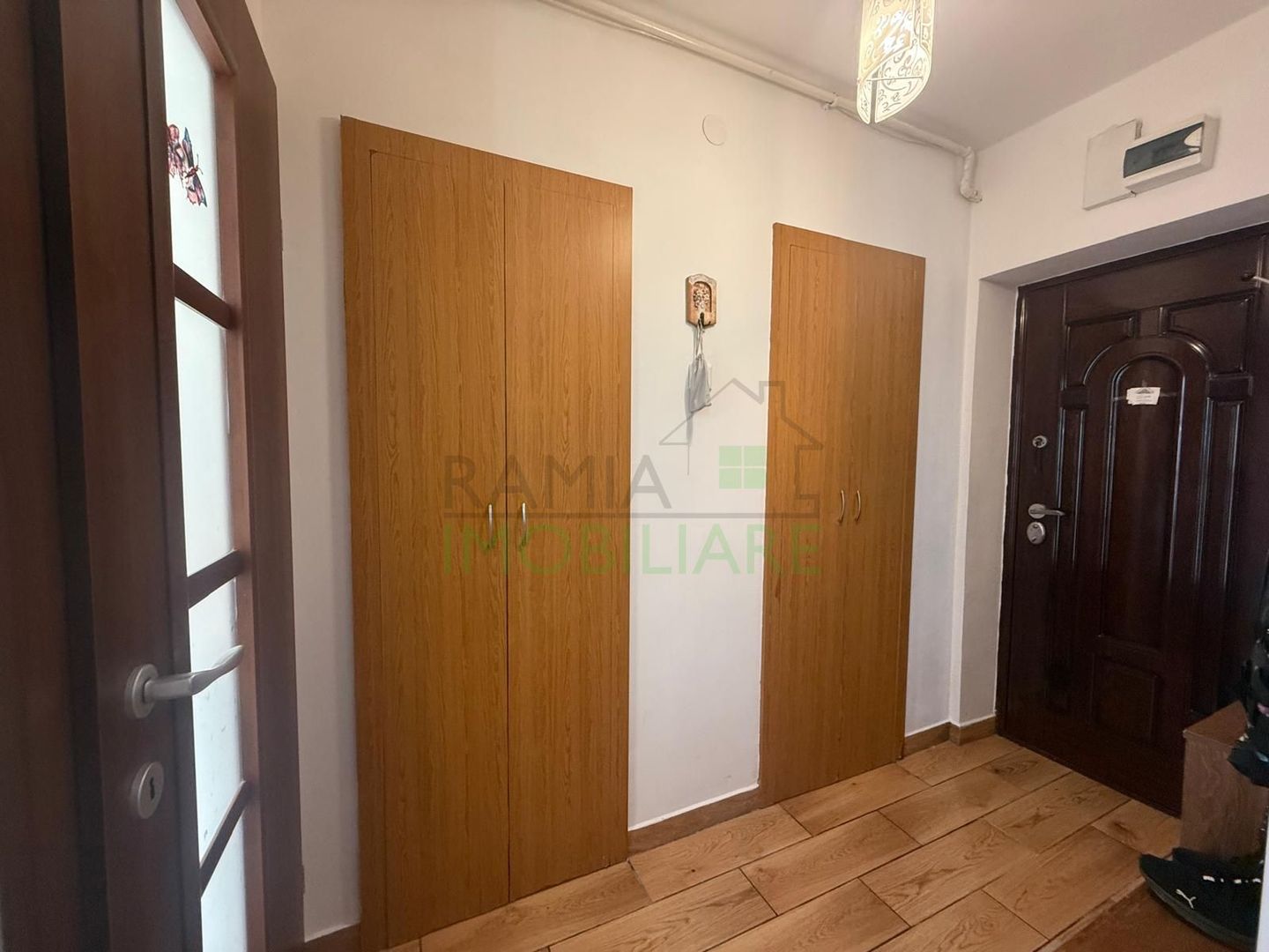 Apartament spațios cu 3 camere, balcon 10 mp și beci – Zona Făget - Poză 9