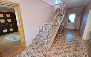 Vilă P+M mobilată și utilată,  teren 1100 mp, zona BACAOANI; - Poză 4