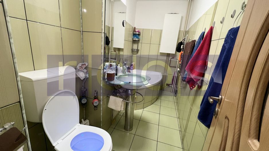 VANZARE GARSONIERA | 42 MP | ETAJ 2/10 | COMPLET RENOVATA | ZONA TEI - Poză 4