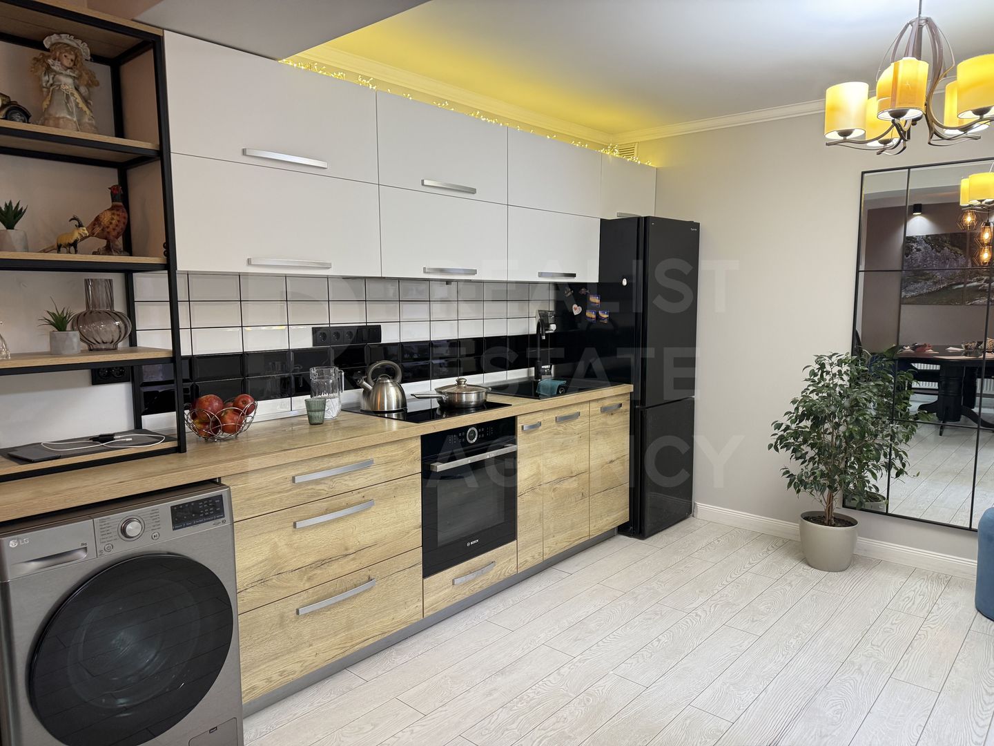 Vânzare, casă, 3 nivele, 6 camere, str. Mihail Sadoveanu, Strășeni - Poză 6