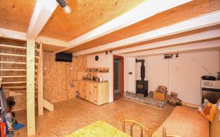 Casă / Vilă cu 2 camere de vânzare în Nord, Sfantu Gheorghe - Poză 5