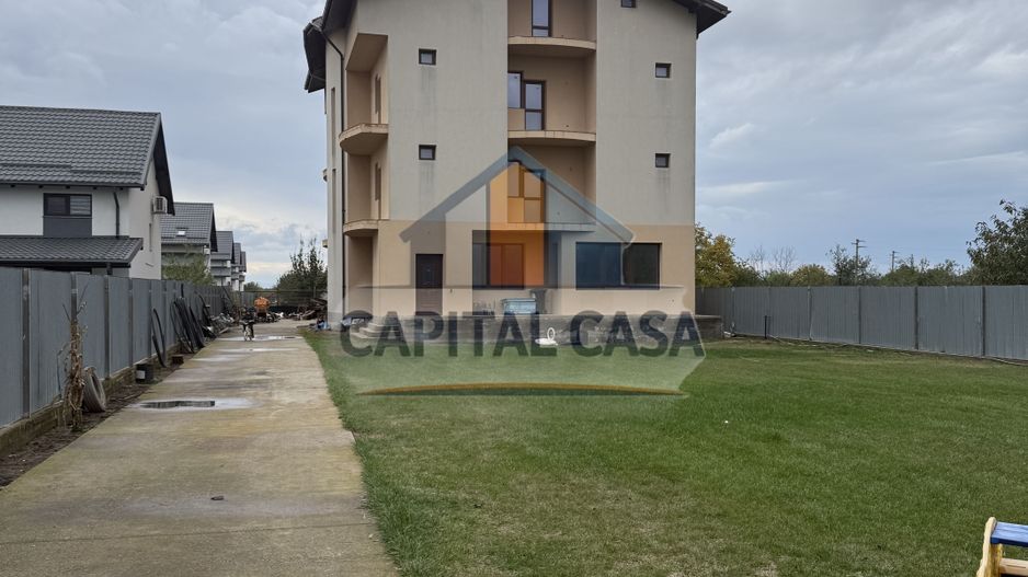 Casa cu 11 dormitoare de vanzare in Corbeanca - Poză 2