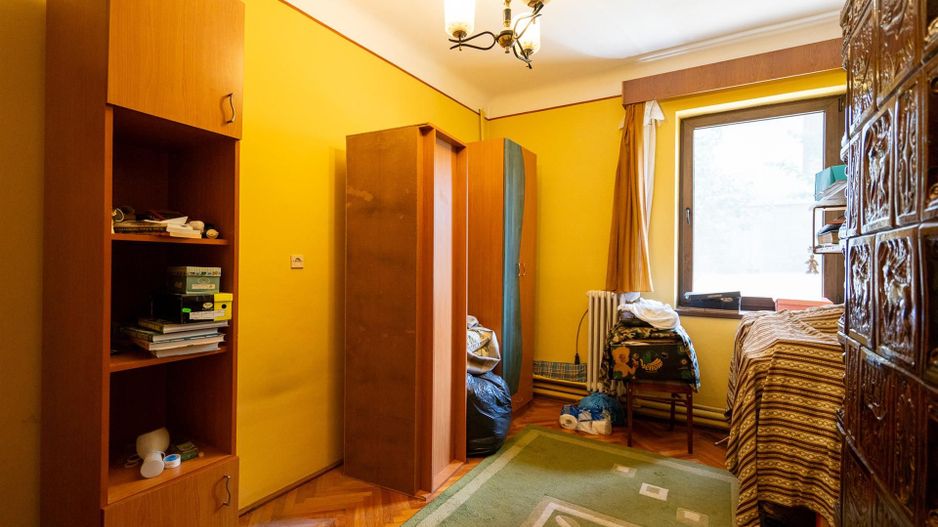 Casa singur in curte cu teren de 410 mp Sirul Canonicilor - Poză 11