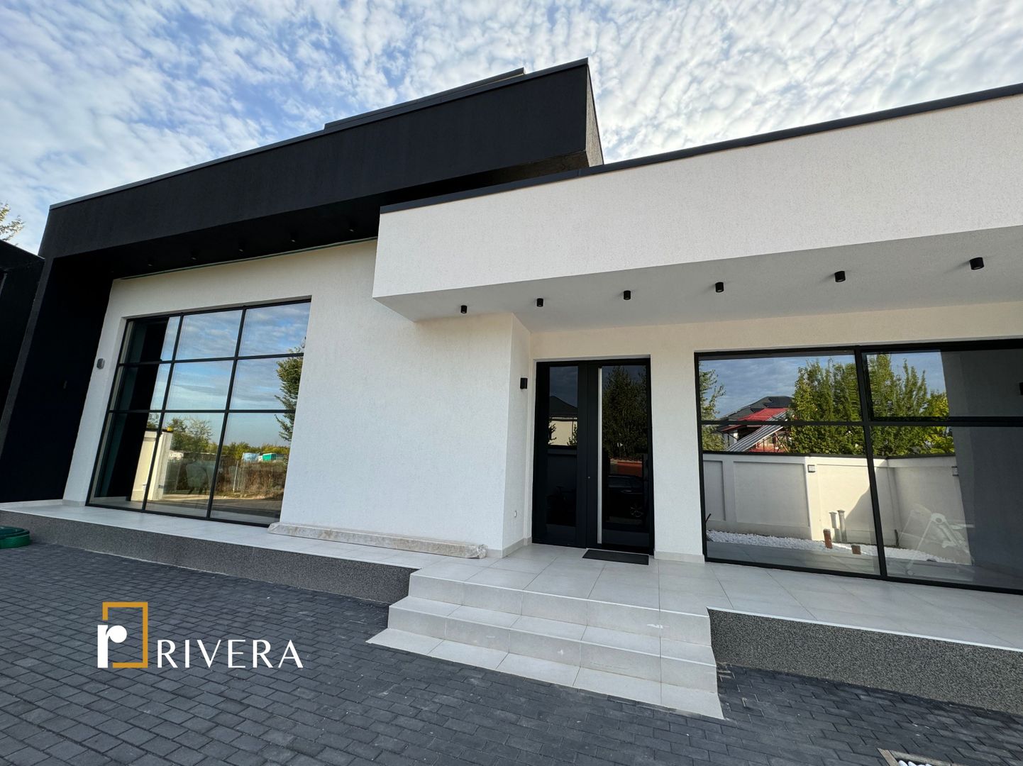 Vila de Lux | zona Laguna Albastra | Corbeanca - Poză 2