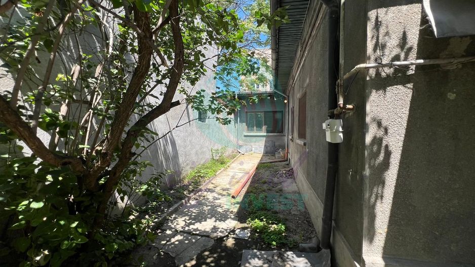 Casa in Cotroceni- Oportunitate Investitie-Curte - Poză 2