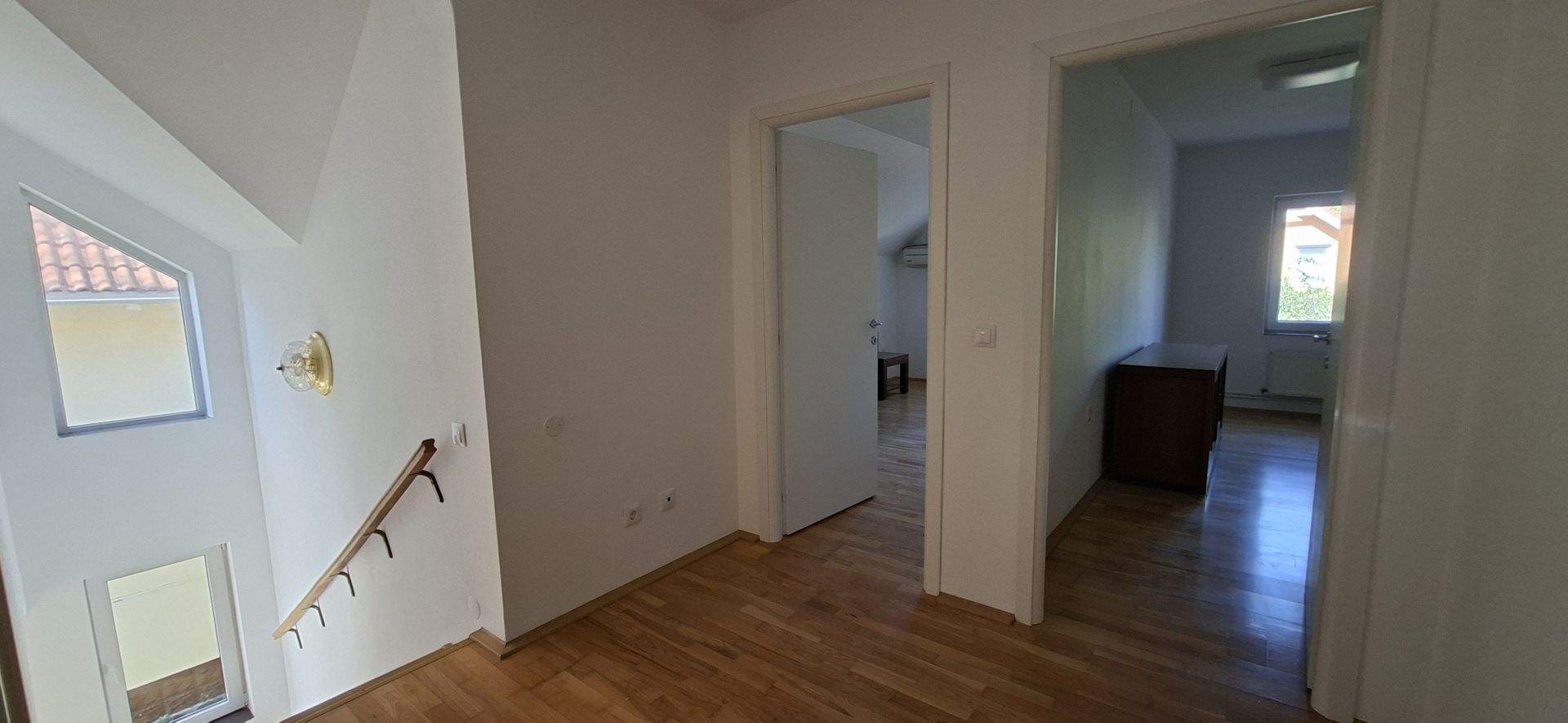 Casa individuala cu 4 camere - zona Kaufland/Dumbravita - Poză 19