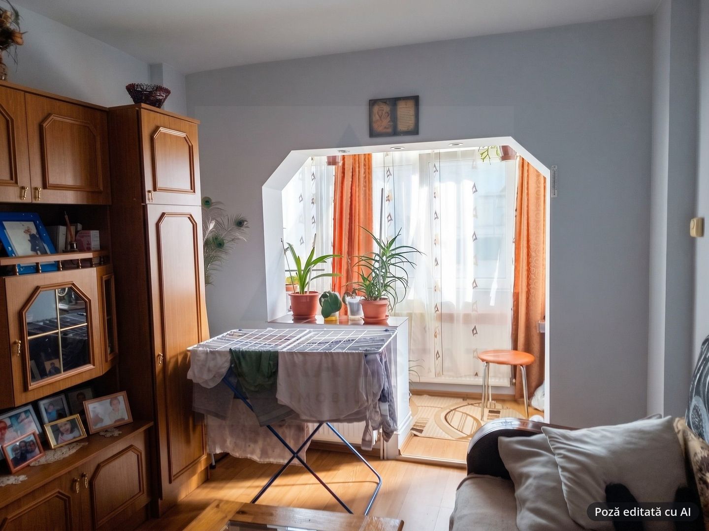 Apartament 2 camere decomandat 45 mp utili 2 pivnite Mihai Viteazul - Poză 1