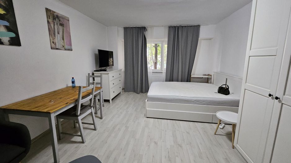 Garsoniera Aparatorii Patriei - Poză 1