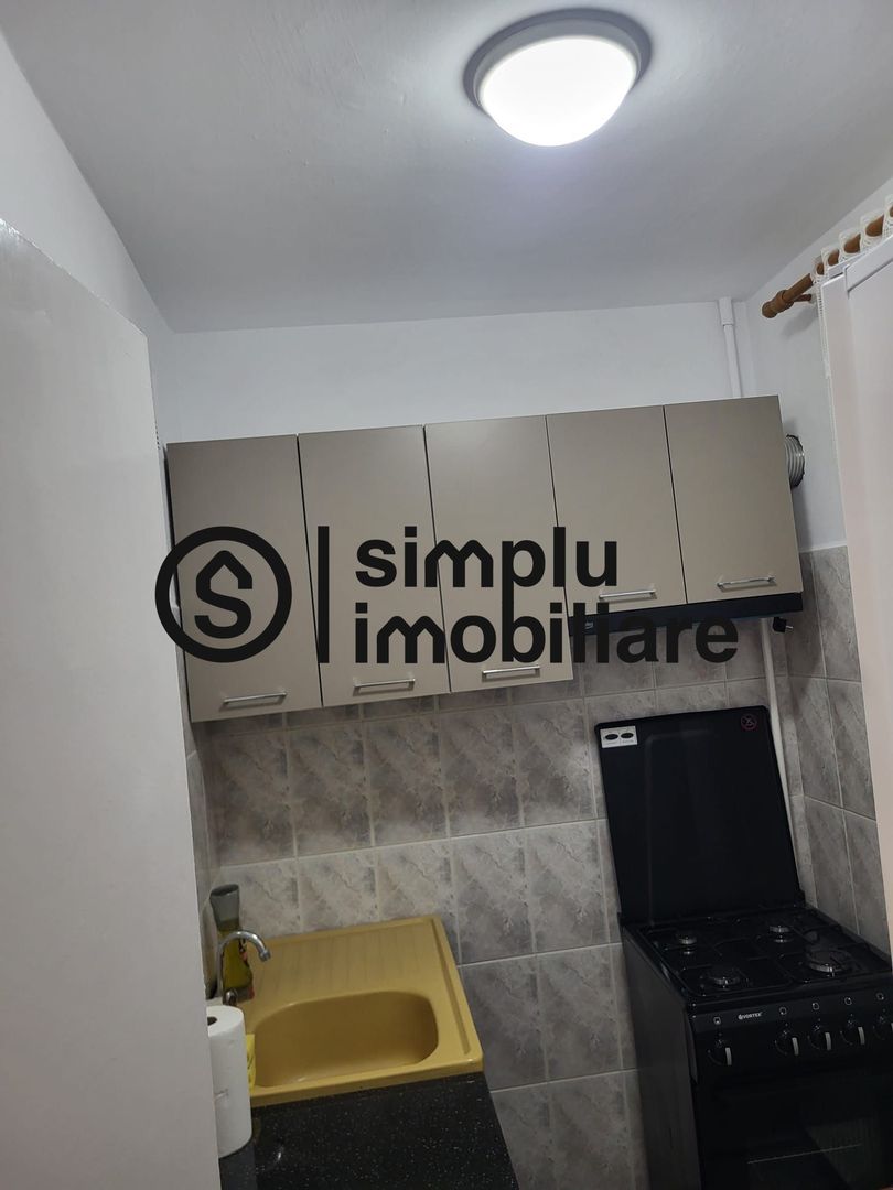 Garsoniera decomandata-1 Mai - Poză 5