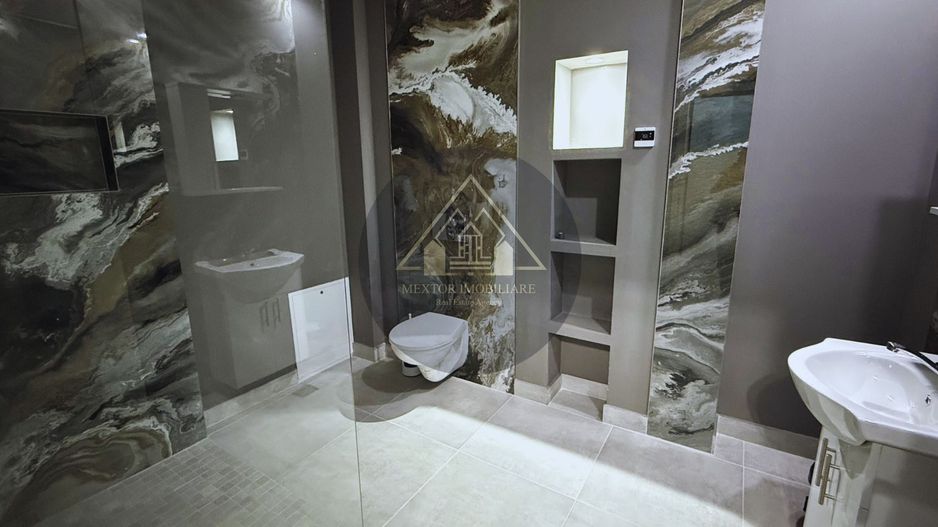 Apartament 2 camere, de inchiriat Ultra-central Medias - Poză 12