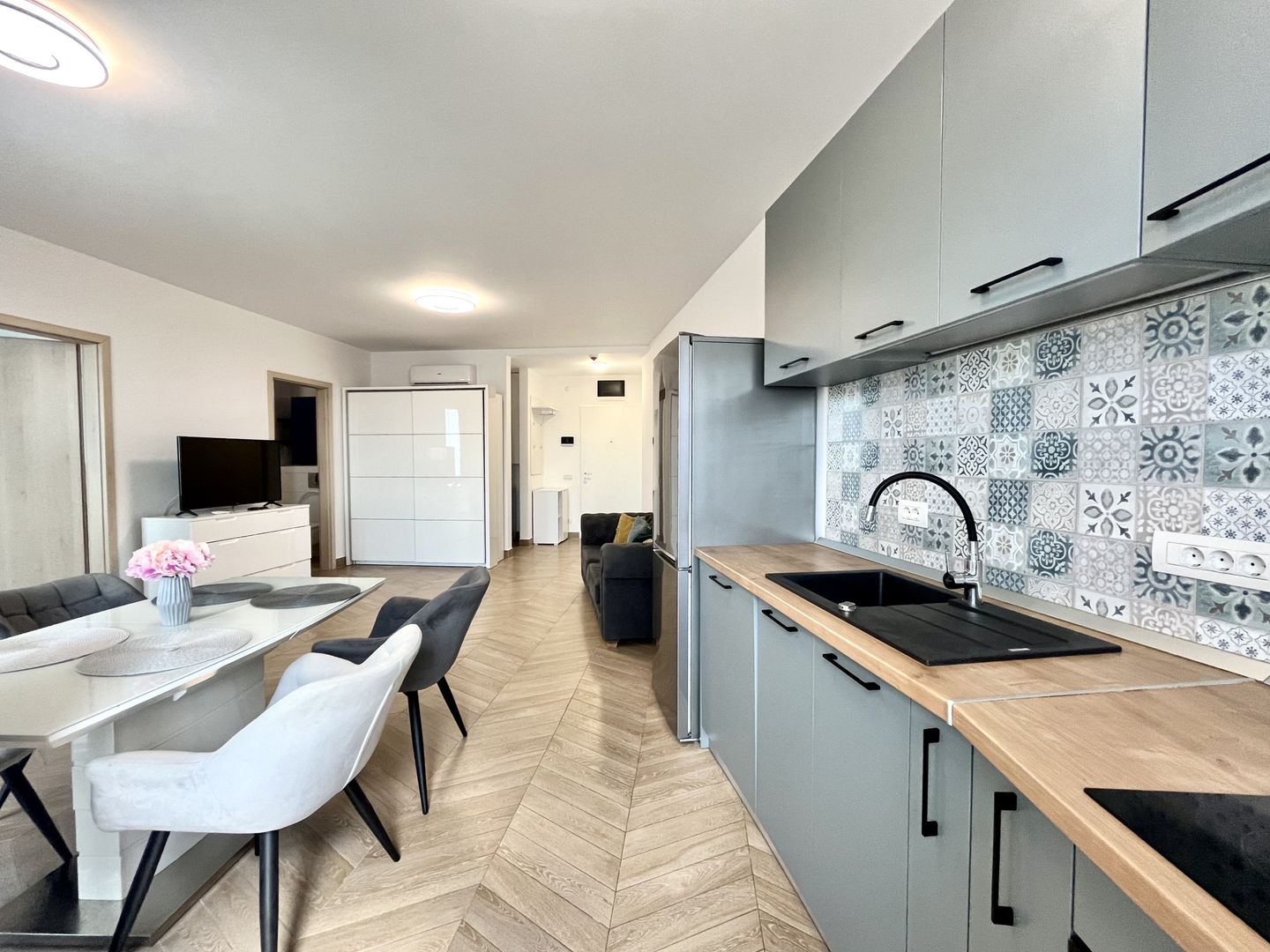 Apartament 2 camere, vedere spectaculoasa spre raul Bega - ISHO - Poză 6