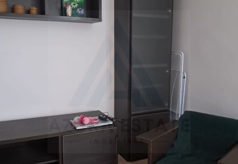 Garsoniera decomandata 44 mp utili etaj 1 zona Lazaret - Poză 5