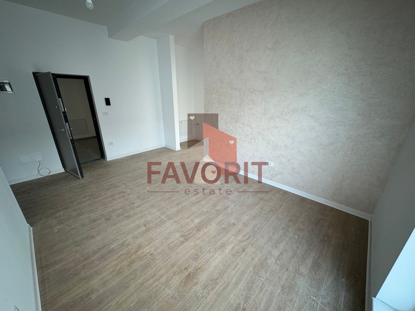 Compartimentare eficienta. Terasa generoasa. Disponibil imediat - Poză 2