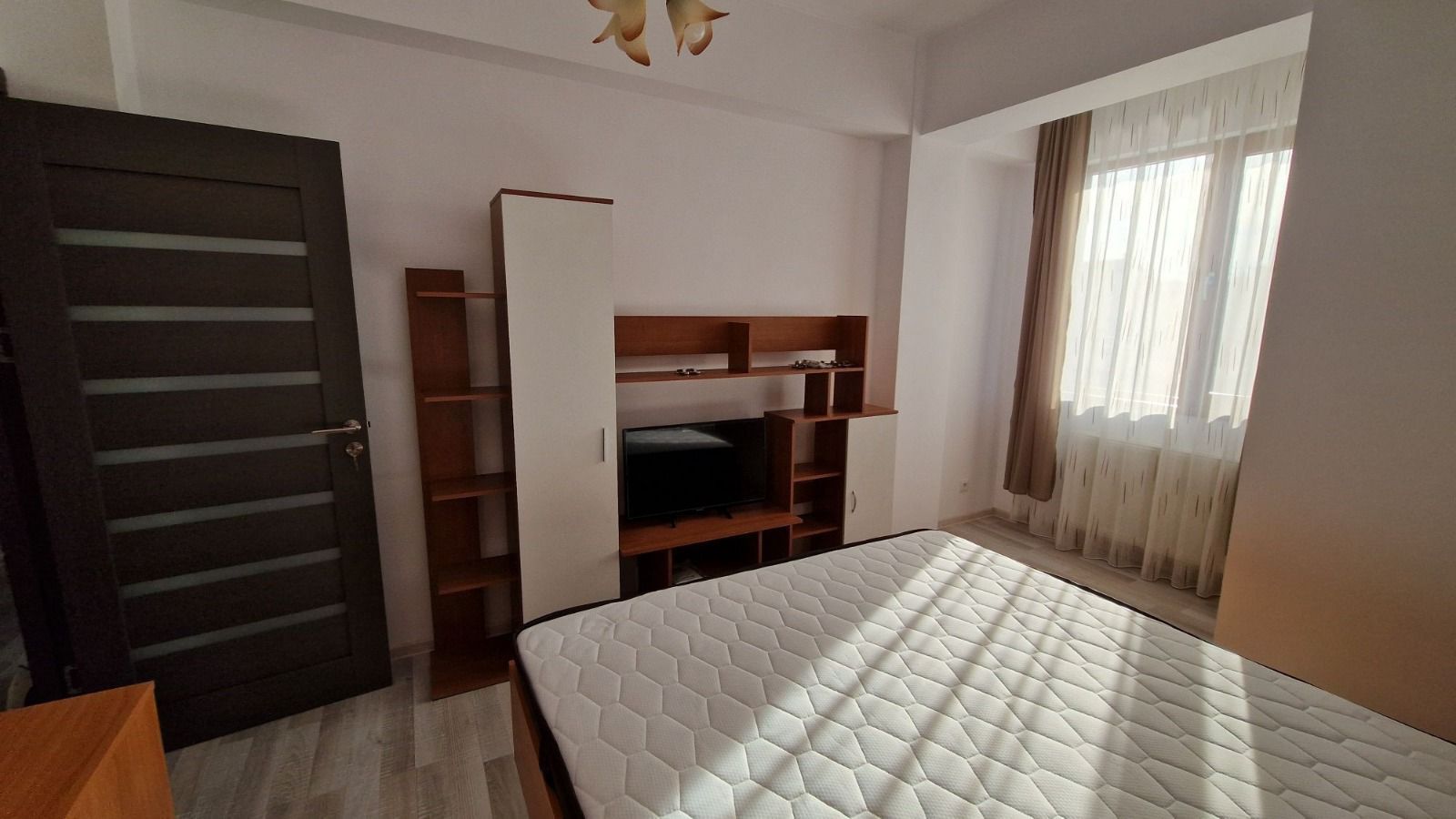 AP. 2 CAMERE PACII, CENTRALA TERMICA, MOBILAT MODERN, METROU 5 MINUTE - Poză 3