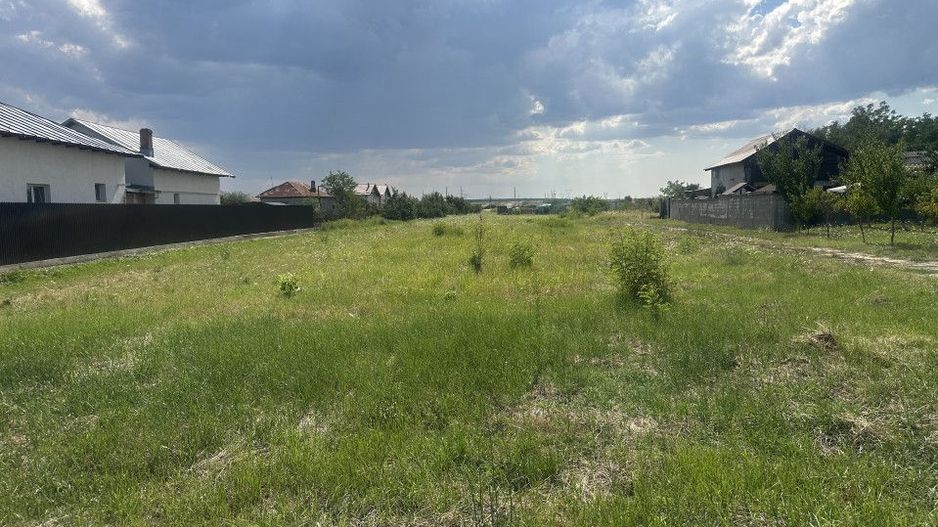 Teren intravilan 3474 mp Bradu-Auchan - Poză 2