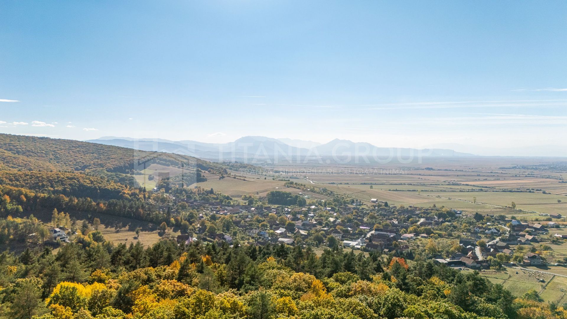 Casă 4 camere, garaj, foișor, grajd, 6000mp teren lângă padure - Poză 24