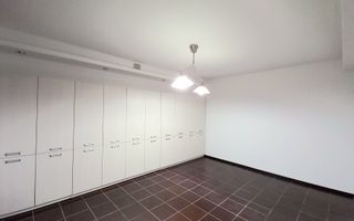 OCAZIE | Spațiu de birou încăpător sau locuintă proprie în Centrul vechi - Poză 4