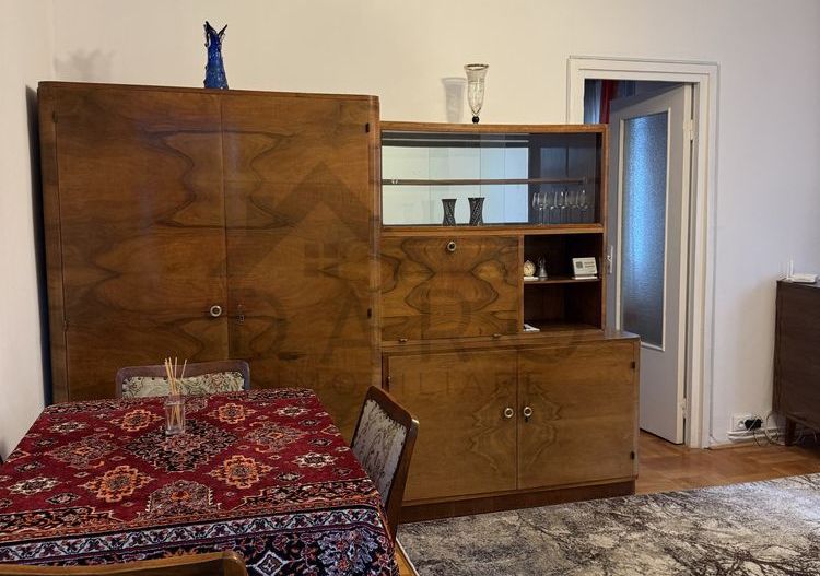 Apartament 3 camere pentru închiriat - Poză 2