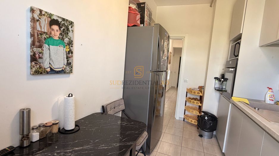 Confort și Eleganță: Apartament 3 Camere în Inima Sectorului 4 - Poză 8