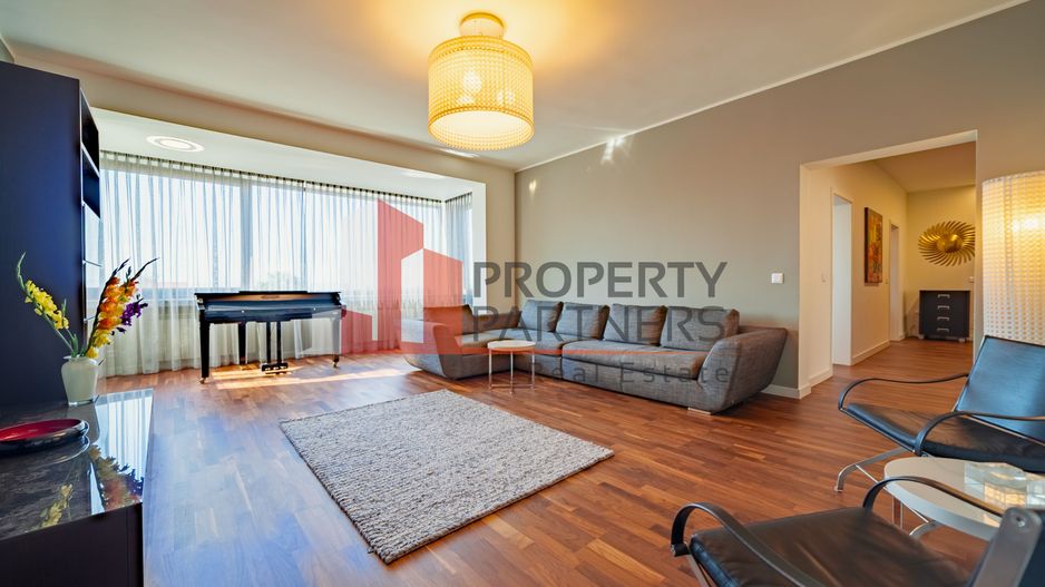 Vilă cu vedere panoramică – Central Brașov - Poză 8