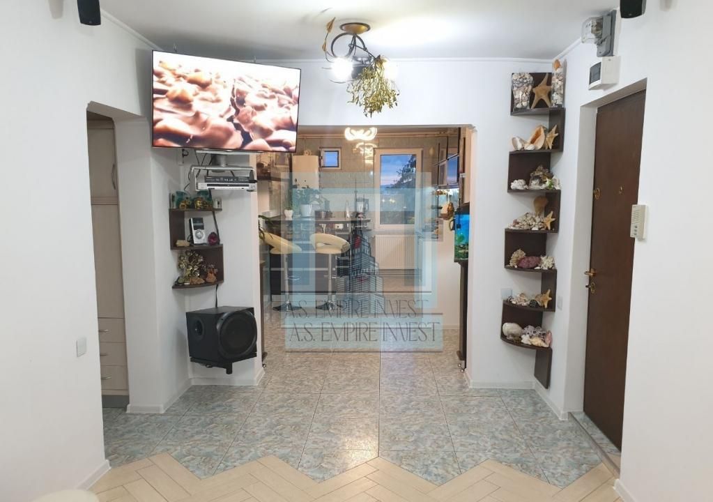 Ap 4 camere, 2 bai, mobilat-utilat - zona Tractorul - Poză 6