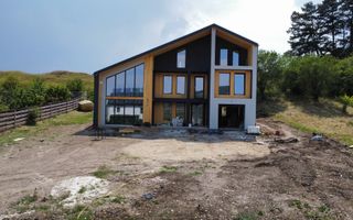 Reședință de Lux la Poalele Dealului Lempeş - Poză 2